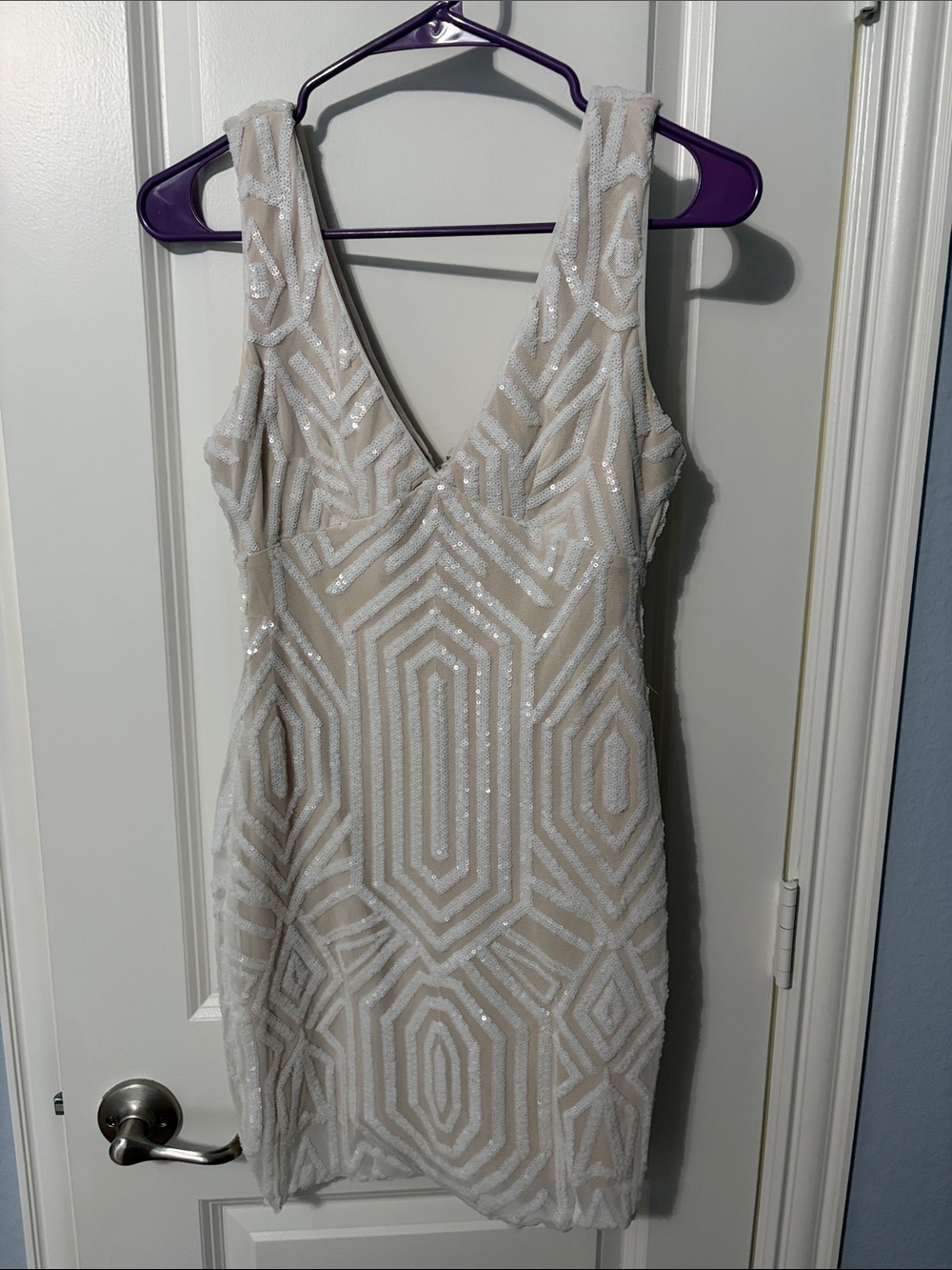 Morgan & Co. White Sequin Geometric V-Neck Mini Dress
